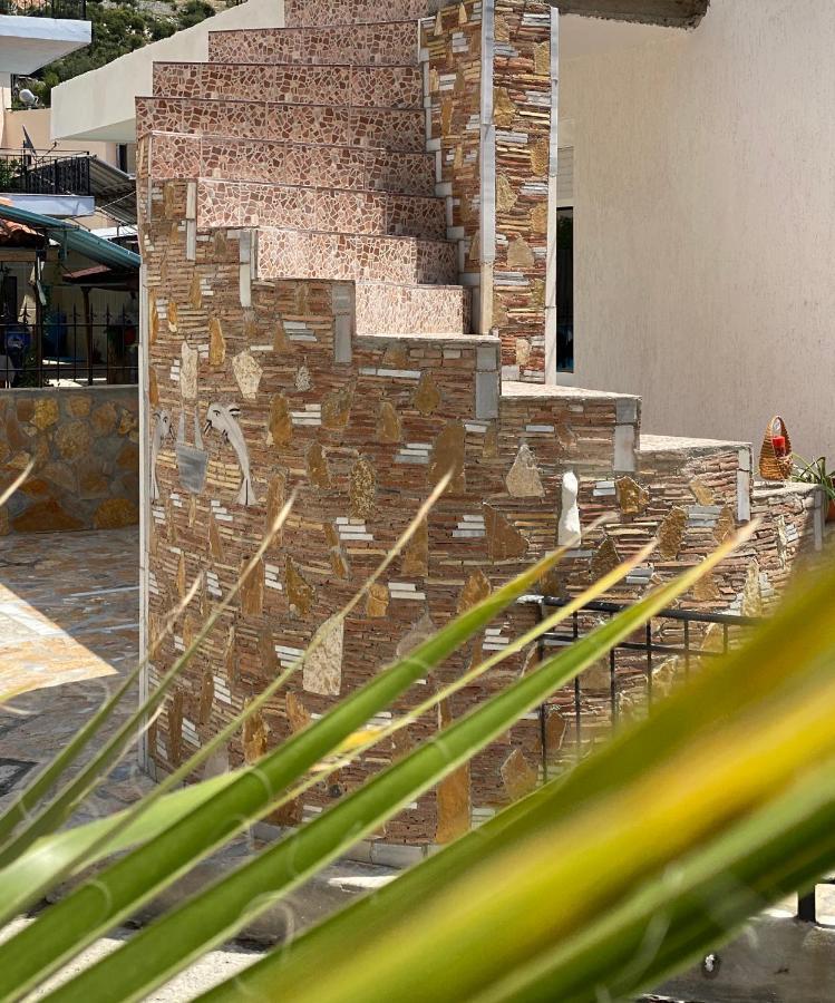 Jona Rooms Himarë Exterior foto