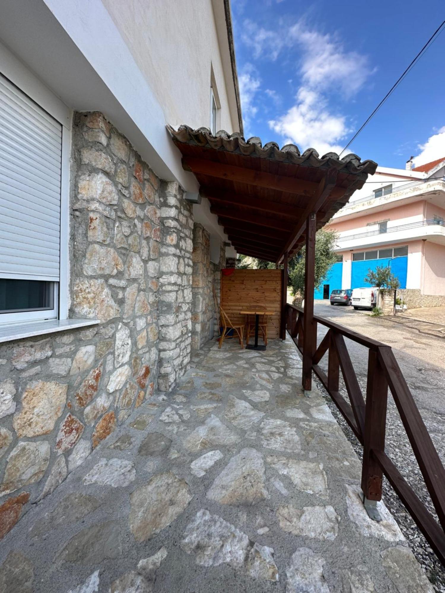 Jona Rooms Himarë Exterior foto