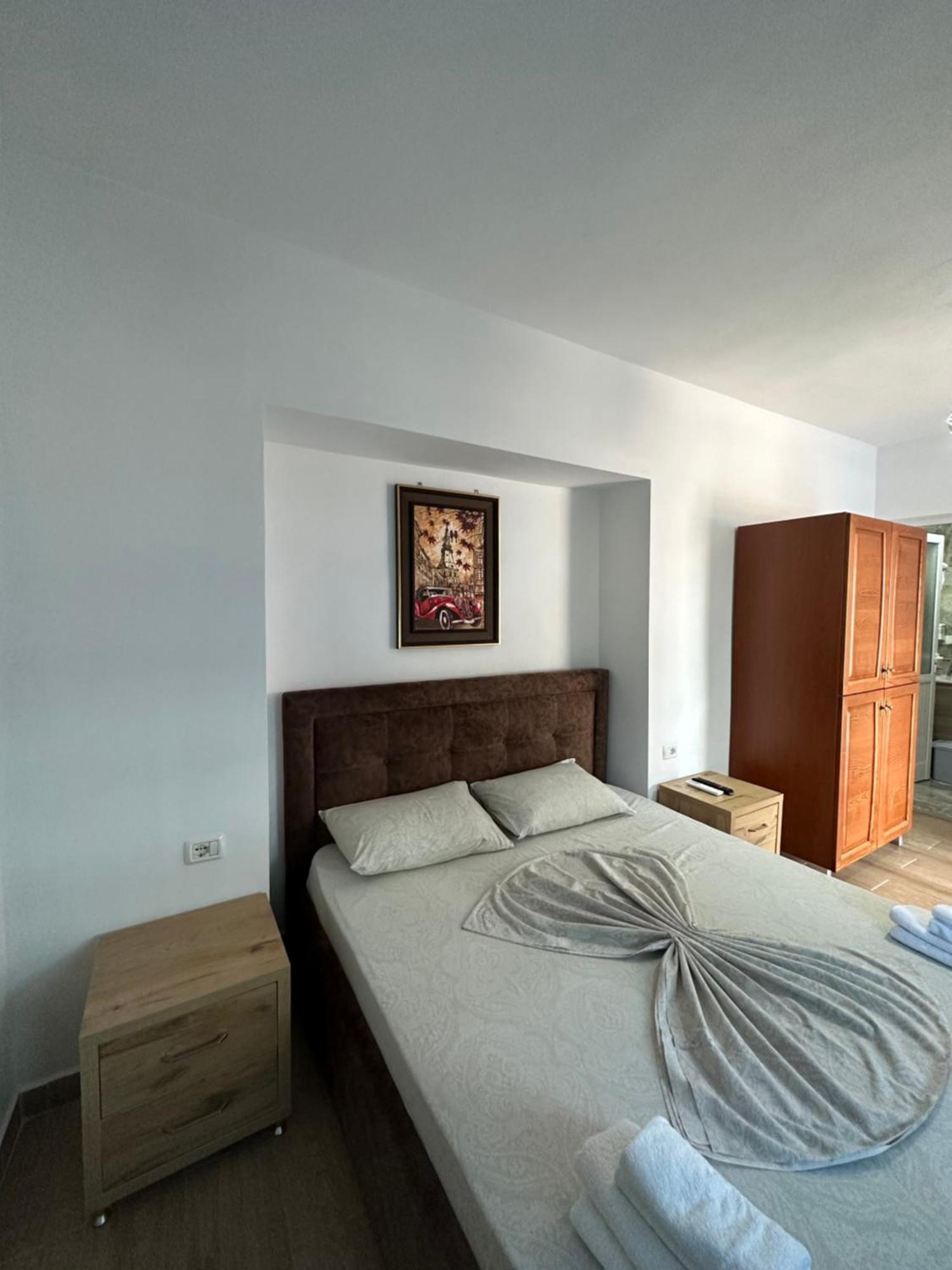 Jona Rooms Himarë Exterior foto