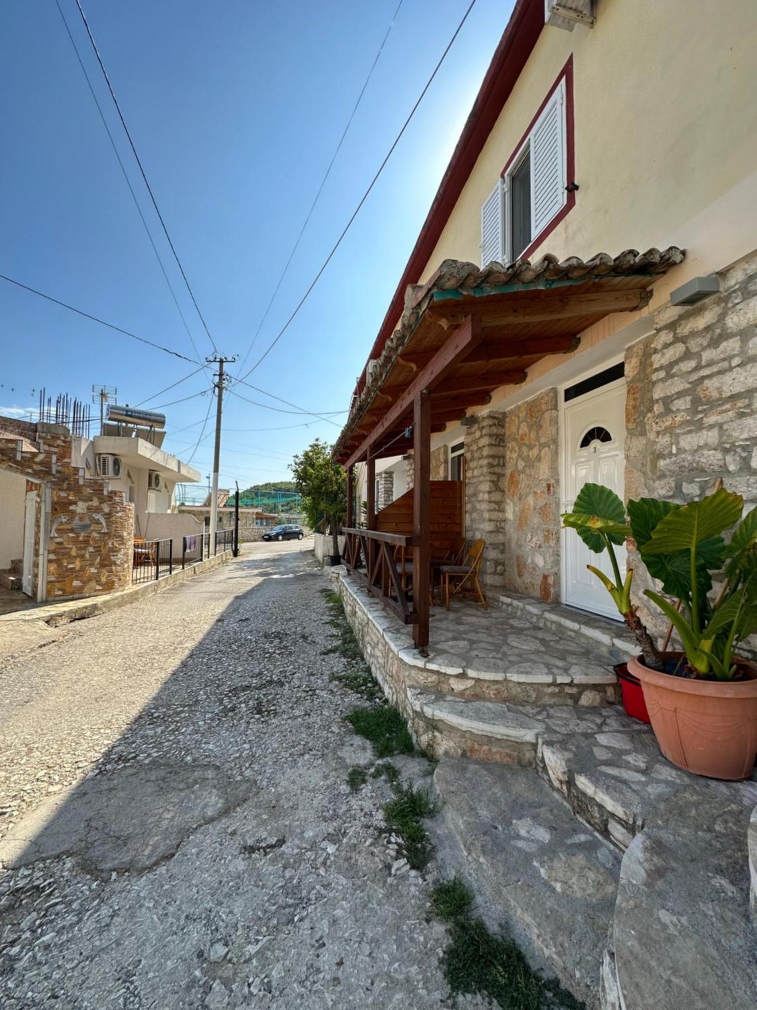 Jona Rooms Himarë Exterior foto