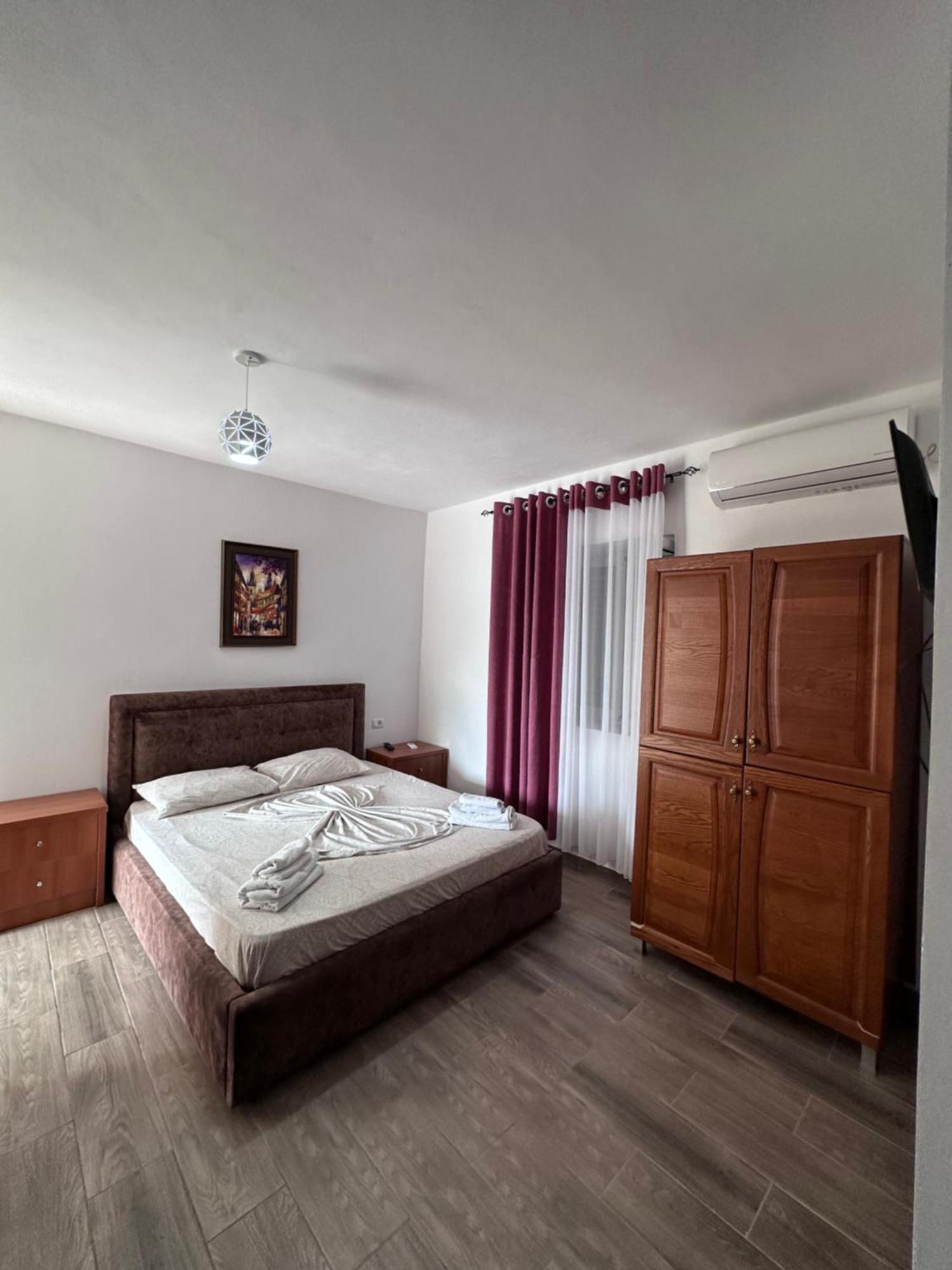 Jona Rooms Himarë Exterior foto