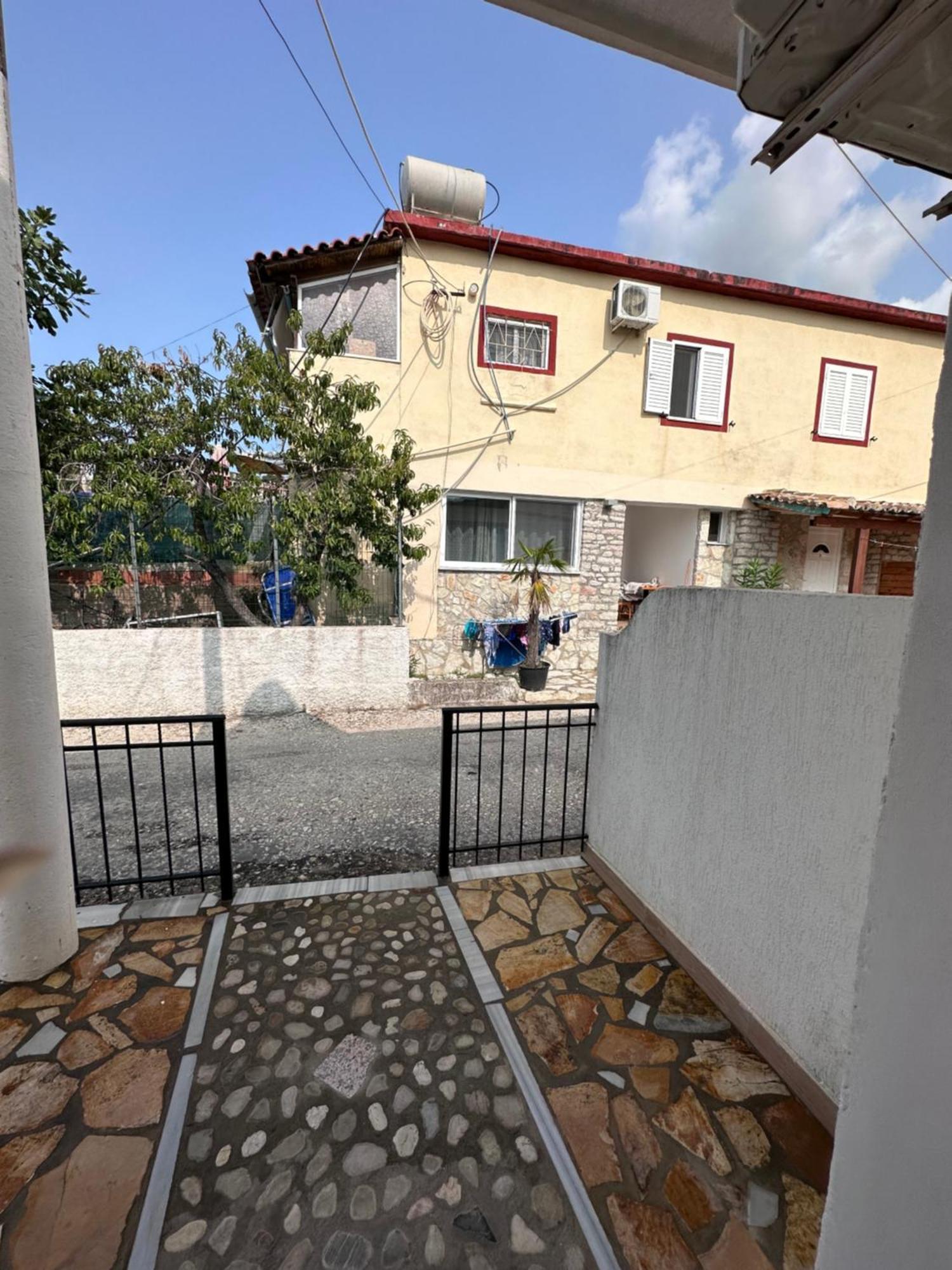 Jona Rooms Himarë Exterior foto